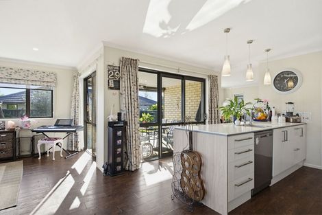 Photo of property in 10 Carmello Grove, Richmond, 7020
