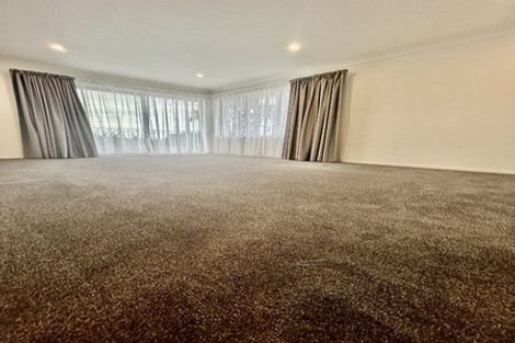 Photo of property in 17b Highlight Parade, Te Atatu South, Auckland, 0610