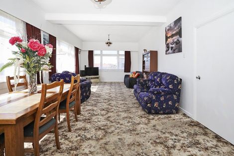 Photo of property in 43 Burrows Street, Bluff, 9814