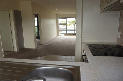 Photo of property in 4/33 Kenderdine Road, Papatoetoe, Auckland, 2025