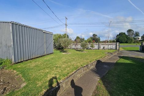 Photo of property in 1137 Devon Road, Bell Block, New Plymouth, 4373