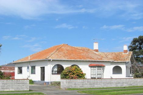 Photo of property in 17 Cambridge Street, Gonville, Whanganui, 4501