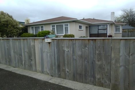 Photo of property in 24 Pitama Road, Awapuni, Palmerston North, 4412