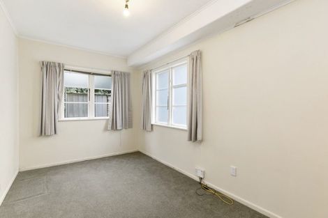 Photo of property in 11b Upper Lewisville Terrace, Thorndon, Wellington, 6011