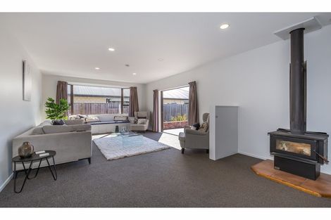 Photo of property in 78 Daniels Road, Redwood, Christchurch, 8051