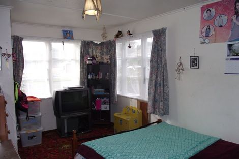 Photo of property in 42 Clyde Crescent, Roslyn, Palmerston North, 4414