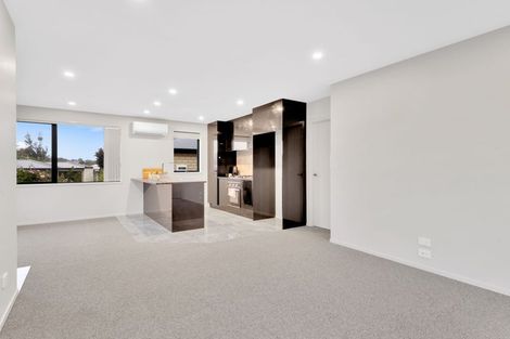 Photo of property in 8a Frederick Place, Whalers Gate, New Plymouth, 4310