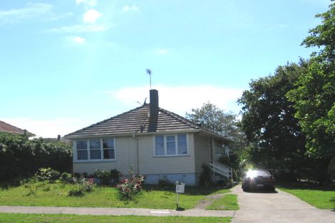 Photo of property in 56 Farringdon Street, Glen Innes, Auckland, 1072