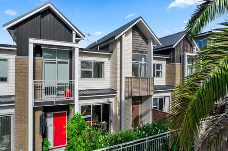 Photo of property in 53 Buckley Avenue, Hobsonville, Auckland, 0616