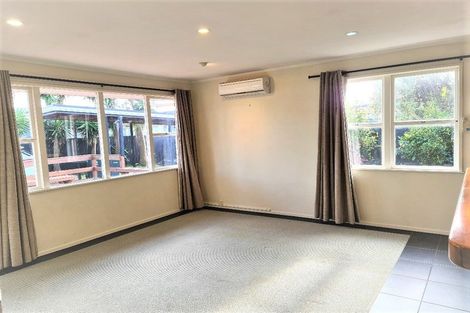 Photo of property in 42 Wyllie Road, Papatoetoe, Auckland, 2025