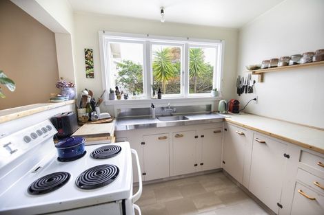 Photo of property in 27 Carnell Street, Napier South, Napier, 4110