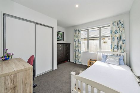 Photo of property in 52a Lewis Crescent, Rolleston, 7614