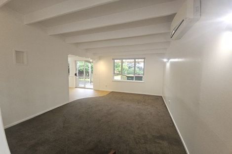 Photo of property in 35 Weymouth Street, New Plymouth, 4310