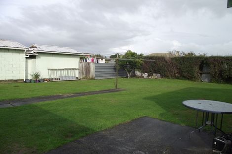 Photo of property in 42 Clyde Crescent, Roslyn, Palmerston North, 4414