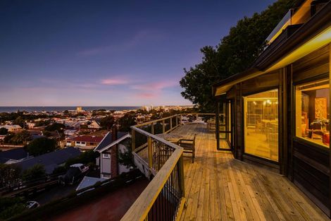 Photo of property in 70a Morley Street, New Plymouth, 4310