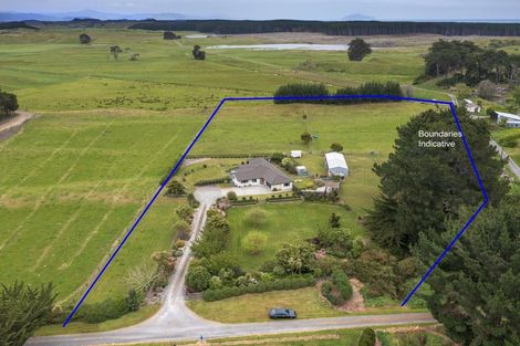 Photo of property in 485 Waitarere Beach Road, Waitarere, Levin, 5574