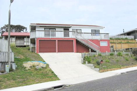 Photo of property in 32 Pitoitoi Street, Otaihanga, Paraparaumu, 5036