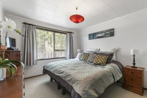 Photo of property in 18 Abbeygate Street, Birkdale, Auckland, 0626