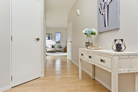 Photo of property in 38a Normandy Place, Henderson, Auckland, 0610