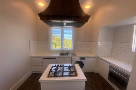 Photo of property in 9 Plunket Street, Kelburn, Wellington, 6012