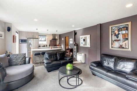 Photo of property in 28 Mayfair Street, Riccarton, Christchurch, 8011