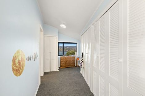 Photo of property in 77 Sidlaw Street, Strathmore Park, Wellington, 6022