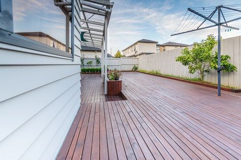 Photo of property in 21 Quattro Avenue, Flat Bush, Auckland, 2019