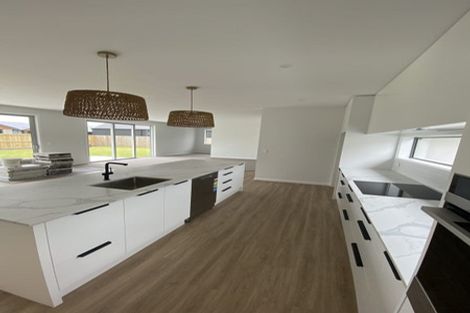 Photo of property in 8 Jag Way, Tinwald, Ashburton, 7700