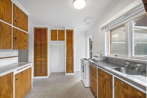 Photo of property in 1/18 East Coast Road, Milford, Auckland, 0620