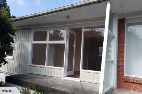 Photo of property in 12 Walpole Avenue, Hillpark, Auckland, 2102