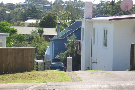 Photo of property in 49a Balmain Road, Birkenhead, Auckland, 0626