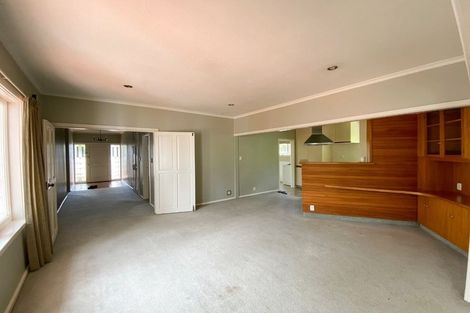 Photo of property in 147 Straven Road, Fendalton, Christchurch, 8014