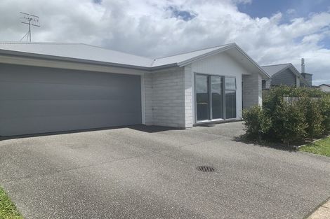 Photo of property in 4 Rotomanu Place, Pyes Pa, Tauranga, 3112