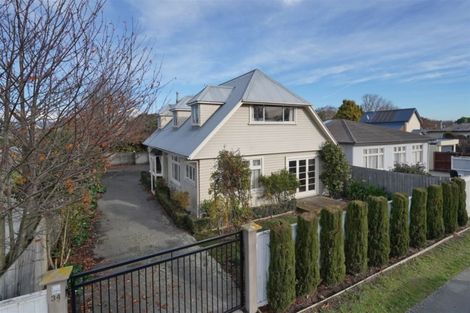 Photo of property in 34 Lees Road, Strowan, Christchurch, 8052