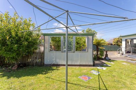 Photo of property in 3 Gordon Street, Dannevirke, 4930