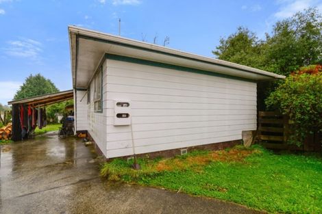 Photo of property in 20 Robinson Avenue, Holdens Bay, Rotorua, 3010