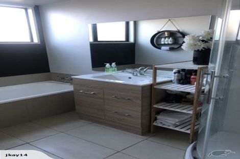 Photo of property in 20 Sabys Road, Halswell, Christchurch, 8025