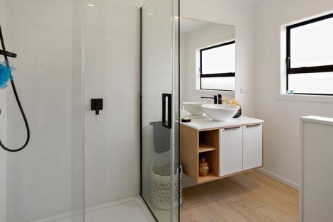 Photo of property in 14 Sarah Avenue, Whitianga, 3510