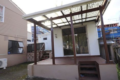 Photo of property in 36 Ennis Avenue, Pakuranga Heights, Auckland, 2010