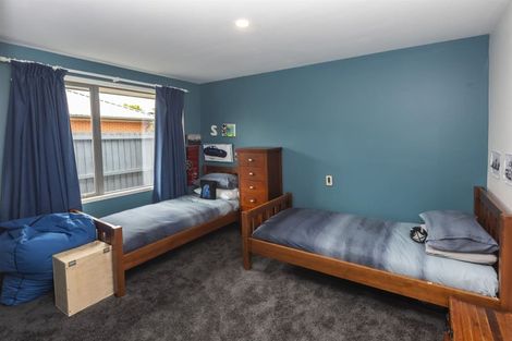 Photo of property in 7 Napoleon Close, Harewood, Christchurch, 8051