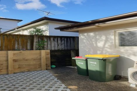 Photo of property in 3 Lyttelton Avenue, Forrest Hill, Auckland, 0620