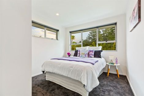Photo of property in 53 Pine Avenue, Henderson, Auckland, 0612