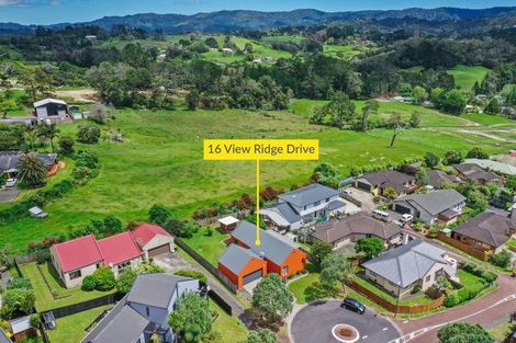 Photo of property in 16 View Ridge Drive, Ranui, Auckland, 0612