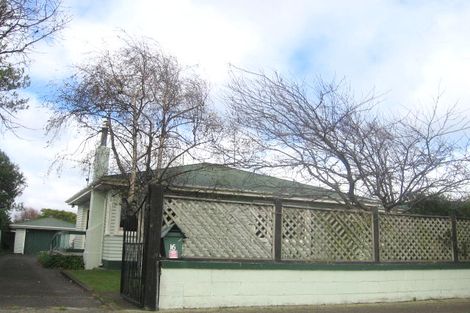 Photo of property in 16 Liverpool Street, Takaro, Palmerston North, 4412