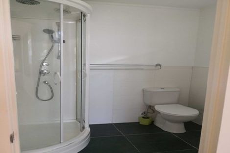 Photo of property in 13 Borrowdace Avenue, Botany Downs, Auckland, 2010