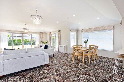 Photo of property in 152 Newcastle Street, Windsor, Invercargill, 9810