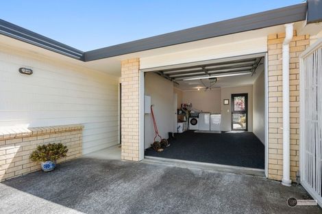 Photo of property in 134b Stokes Valley Road, Stokes Valley, Lower Hutt, 5019