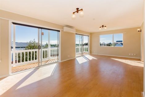 Photo of property in 4 Whyte Street, Paraparaumu Beach, Paraparaumu, 5032