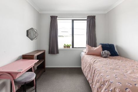 Photo of property in 17 Lakeside Terrace, Omokoroa, 3114