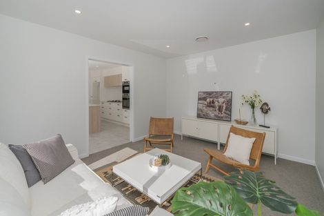 Photo of property in 12 Awatea Drive, Whitianga, 3510